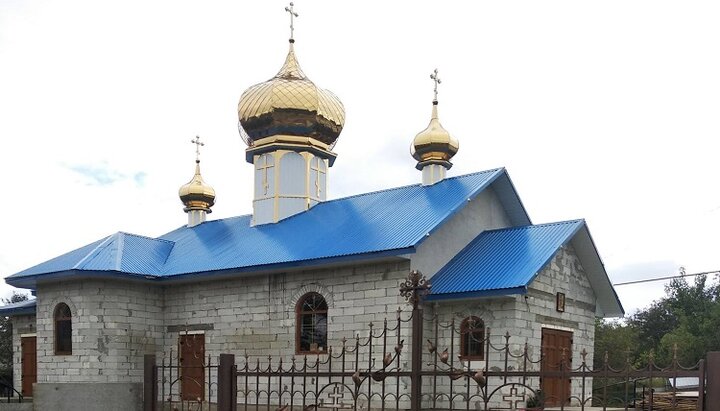 Споруджуваний храм УПЦ в селі Боянчук Заставнівського благочиння. Фото: сторінка Чернівецько-Буковинської єпархії в Facebook.