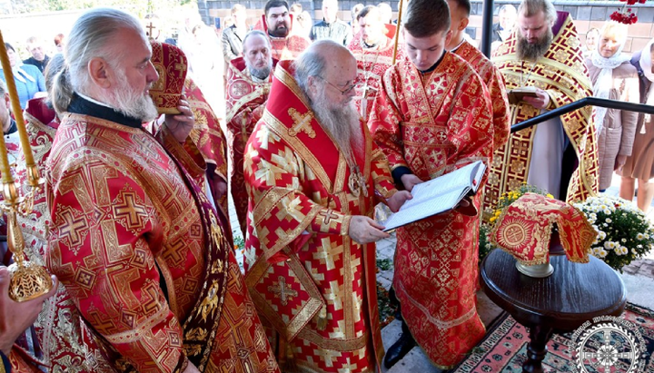 The consecration of the temple in vlg Peski was led by Archbishop Nathanael. Photo: pravoslavna.volyn.ua