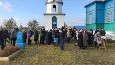 In Novozhyvotiv UOC believers assured OCU activists will not enter church