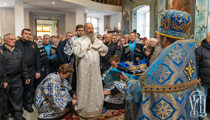 Святкове богослужіння в кафедральному соборі Конотопа. Фото: news.church.ua