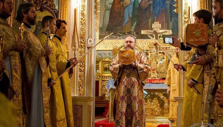 Митрополит Климент під час Літургії в Одесі. Фото: eparhiya.od.ua