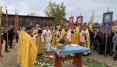 Митрополит Мелетий освятил новую часовню УПЦ в Иживцах Черновицкой епархии