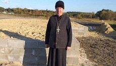 Настоятель захваченного храма УПЦ в Маще просит помочь построить новый