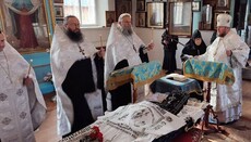 Архієпископ Іоанн (Вахнюк) відспівав померлого ченця у монастирі Черкас