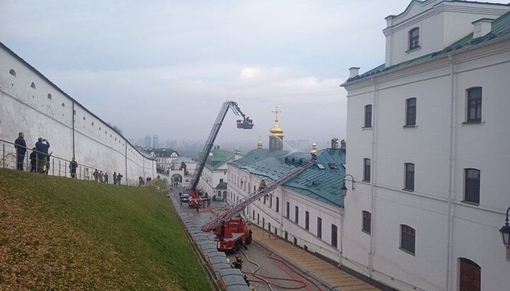 В іконописній майстерні Києво-Печерської лаври сталася пожежа