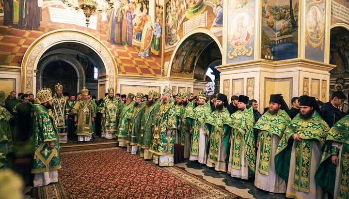 Божественна літургія в день пам'яті прп. Нестора Літописця та Собору святих КДА. Фото: kdais.kiev.ua