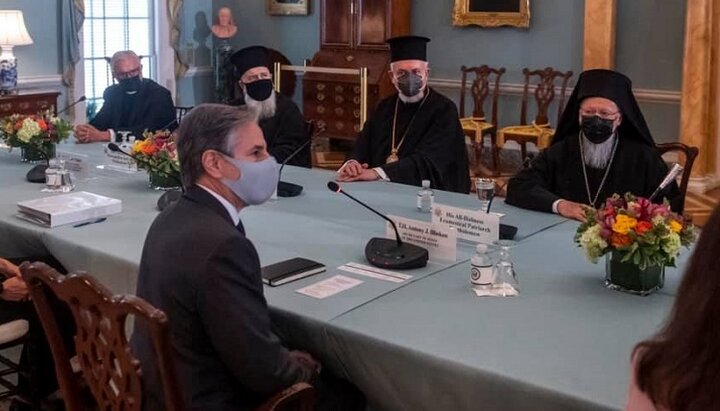 Ентоні Блінкен на зустрічі з патріархом Варфоломієм у Білому домі. Фото: facebook.com/Archbishop Elpidophoros of America