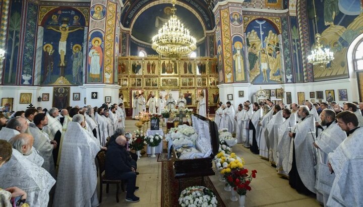 Отпевание митрополита Алипия в Джанкое. Фото: dzhankoy.church.ua