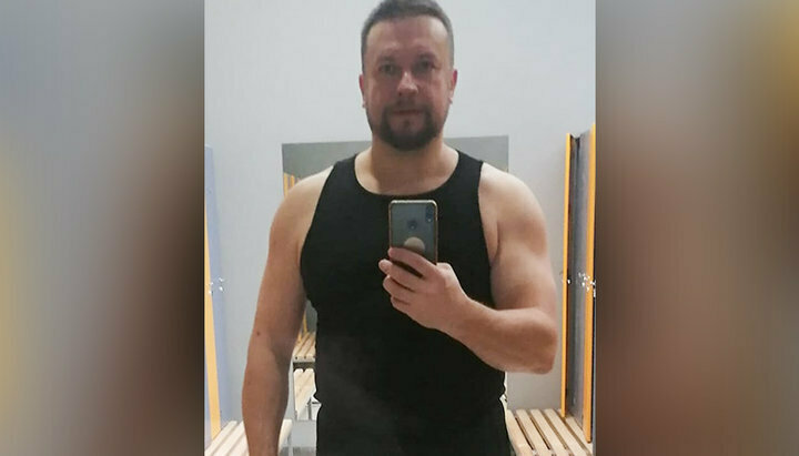 Ο Αντριάν Κουλίκ βγάζει selfie στο γυμναστήριο. Φωτογραφία: σελίδα του Κουλίκ στο Facebook