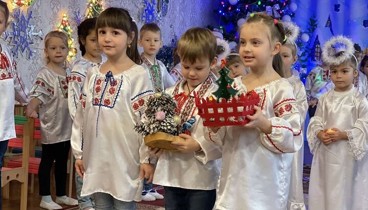 Детский праздник в честь Дня Святого Николая. Фото: pravoslavie.ks.ua