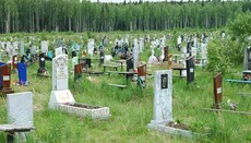 В Татарстане разгорелся скандал из-за креста на «смешанном» кладбище