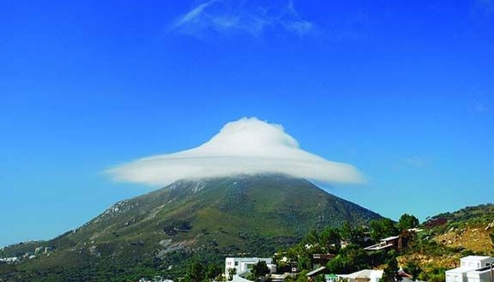 Облако на горе Фавор в праздник Преображения Господня