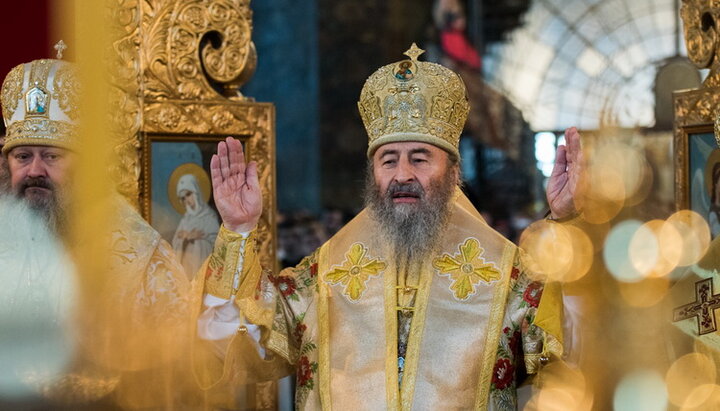 Предстоятель УПЦ возглавил престольный праздник в Свято-Варваринском храме