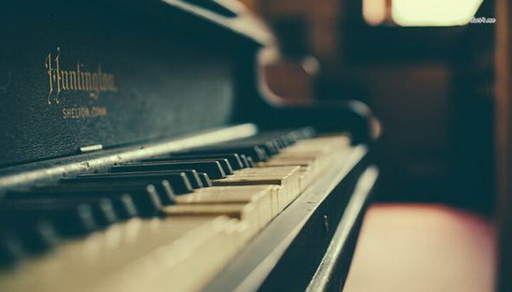 Старовинний рояль. Фото: socratify.net