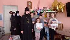 Духовенство та волонтери Полтавщини допомогли дітям-сиротам та хворим