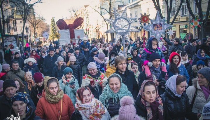 Парад рождественских колядок. Фото: news.church.ua