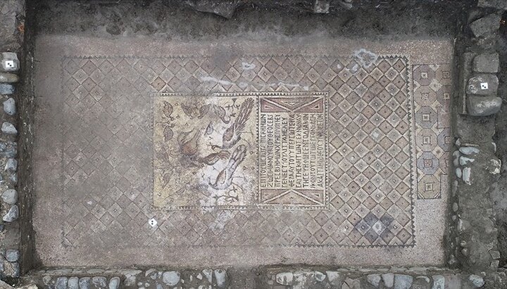 Мозаика обнаружена при раскопках церкви Святых Апостолов, VI в., Хатай, Турция. Фото: aa.com.tr
