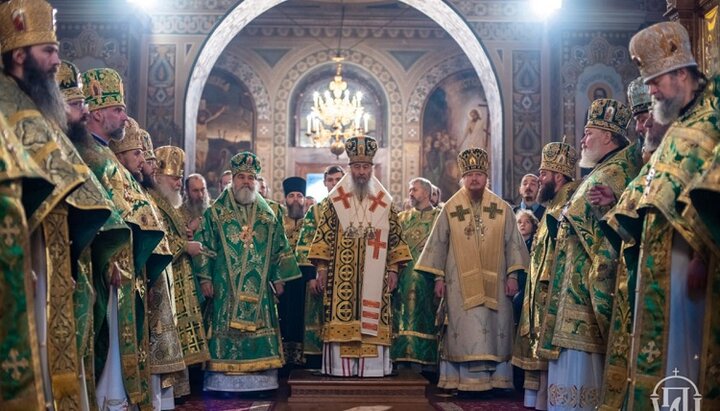 Предстоятель УПЦ у Свято-Троїцькому Іонинському монастирі. Фото: news.church.ua