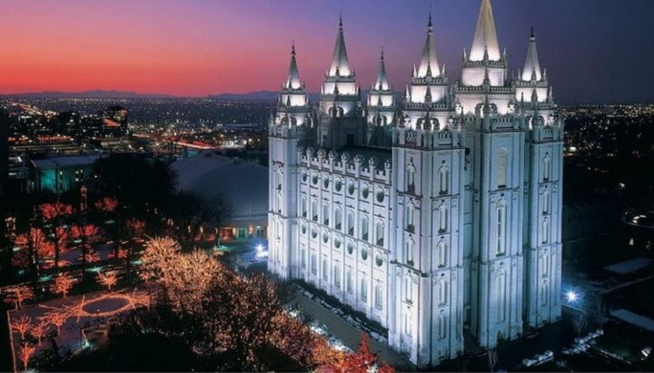 Biserica Mormonă Templul Salt Lake din SUA. Imagine: incomartour.com.ua