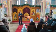 В храме УПЦ на Лукьяновском кладбище открыли выставку памяти новомучеников