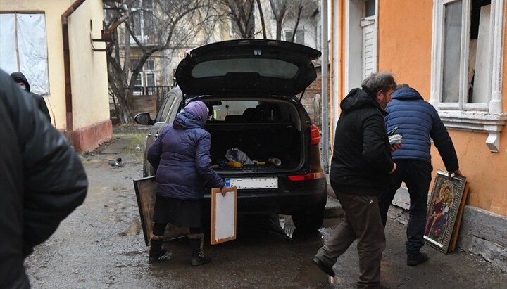Διωκόμενη ενορία του Ιβάνο-Φρανκίβσκ: Άστεγους θα ταΐζουν έξω Περιφέρεια