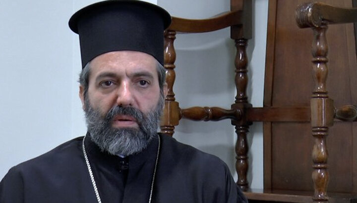 Ιεράρχης Αλεξανδρείας είπε πώς θα αρθεί η αυτοκεφαλία της Ρωσικής Εκκλησίας