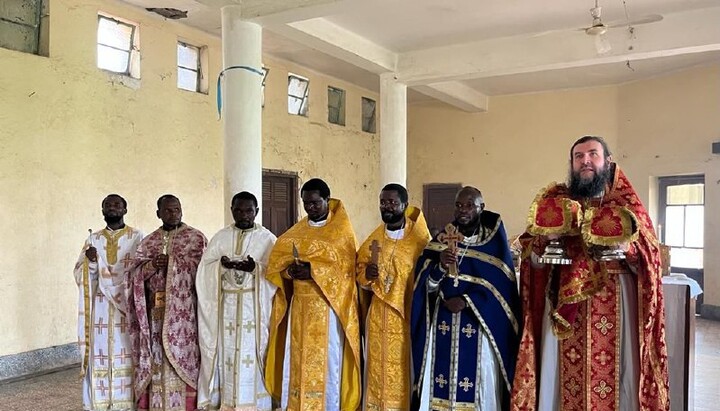 Клирики Африканского экзархата совершили литургию в Танзании