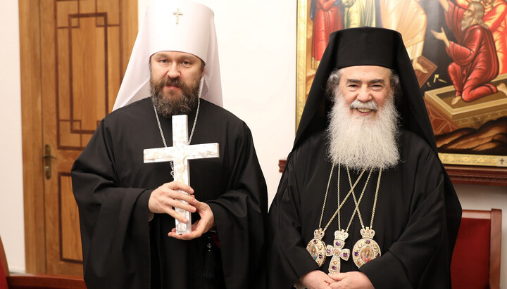 Митрополит Иларион и Патриарх Феофил. Фото: facebook.com/JerusalemPatriarchate