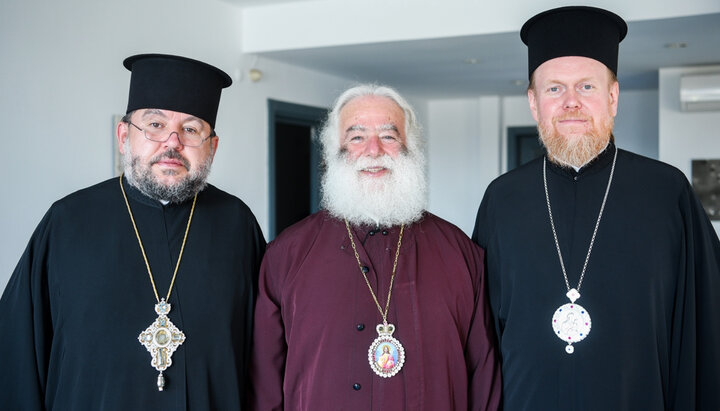 Украинские раскольники с патриархом Феодором (в центре). Фото: pomisna.info