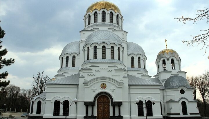 У Кам'янець-Подільській єпархії годують нужденних і розміщують біженців