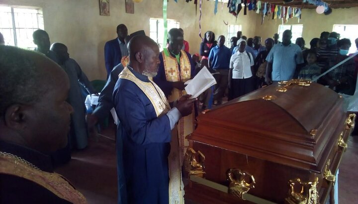 У Кенії Олександрійський патріархат намагався зірвати похорон клірика РПЦ