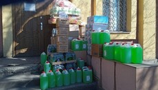 Віруючі Вінницької єпархії УПЦ передали продукти військовим та біженцям