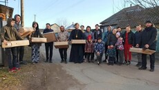 Нежинская епархия передала продукты больницам в Бахмаче и беженцам в Борзне