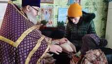 Священник УПЦ привіз продукти та ліки для парафіян у Херсонській області