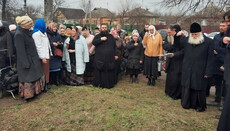 Susținătorii BOaU au întrerupt Liturghia și au blocat biserica din or.Smila