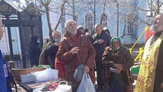 У полтавських храмах УПЦ щодня годують нужденних і допомагають біженцям