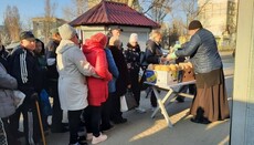 В  Одеській єпархії УПЦ нагодували біженців та допомогли теробороні
