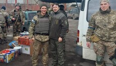 Клирик Черкасской епархии УПЦ доставил помощь военным в зону ООС