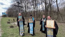 Клірики УПЦ на Благовіщення об'їхали Вінницю з чудотворними іконами