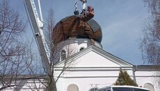 В Васищево прихожане храма УПЦ ремонтируют храм после обстрелов