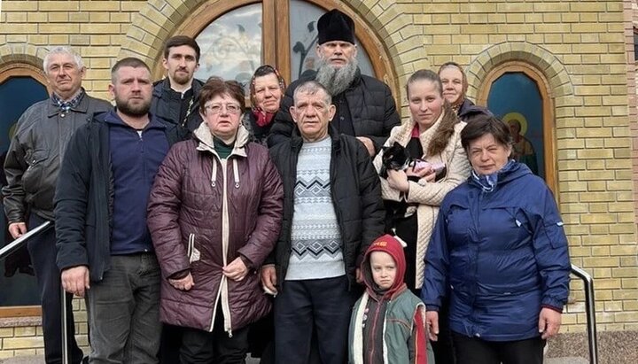 В Черкассах при архиерейском подворье УПЦ приняли переселенцев