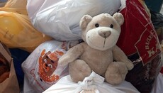 Діти з Мукачівської єпархії УПЦ передали свої іграшки біженцям-сиротам