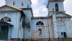 В Харькове митрополит Онуфрий передал деньги на ремонт обстрелянных храмов