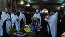 Во Владимир-Волынской и Черновицко-Буковинской епархиях УПЦ отпели воинов