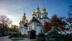 Київські духовні школи передали паски воїнам до свята Великодня