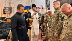 Клірики Одеської єпархії привітали воїнів із Великоднем і передали продукти