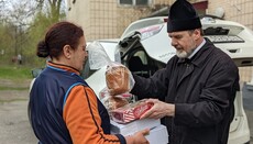 Клирики Могилев-Подольской епархии передали гумпомощь беженцам и малоимущим