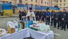 В Харькове священник освятил куличи в исправительной колонии