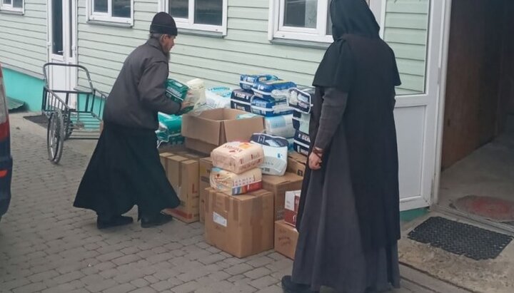 Фонд «Фавор» организовал доставку гумпомощи в почаевский Дом милосердия. Фото: Telehram-канал фонда «Фавор»