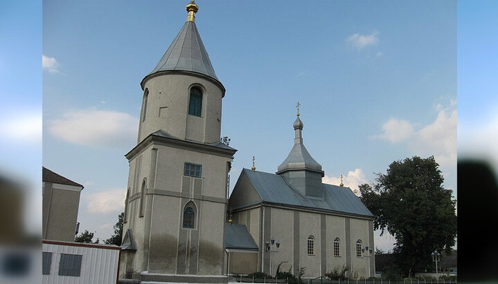 У Хмельницькій єпархії храм УПЦ перевели до ПЦУ, попри протести громади